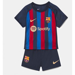 Barcelona kläder Barn 2022-23 Hemmatröja Kortärmad (+ korta byxor)
